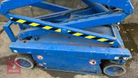 2012 SKYJACK SJIII 3219 SCISSOR LIFT - 4