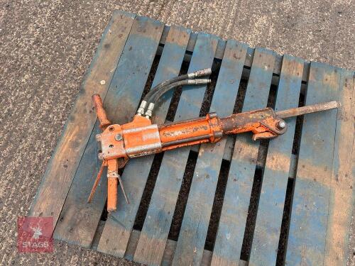 STANLEY 25KG HYDRAULIC BREAKER