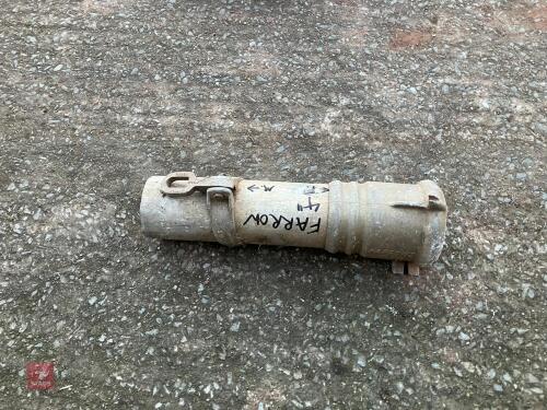 1 FARROW 4'' FEMALE TO MALE COUPLING