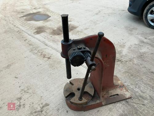 MANUAL HAND PRESS