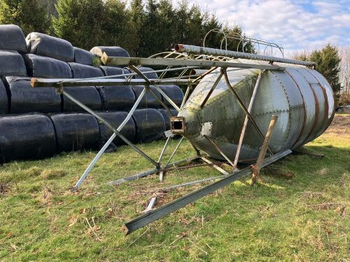 8T GALVANISED FEED BIN