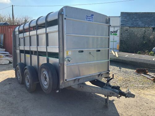 IFOR WILLIAMS 12' LIVESTOCK TRAILER
