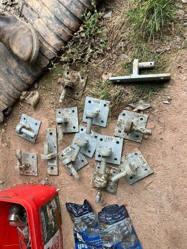 GATE FURNITURE, CHAIN ETC (31)