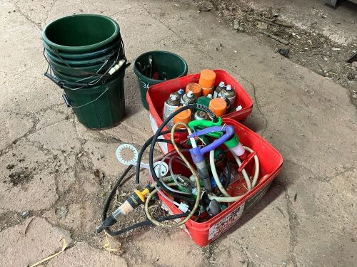 MIXED SHEEP HUSBANDRY EQUIPMENT (36)