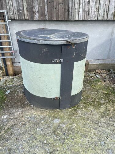 SOLWAY BIN C/W LID & LATCHES