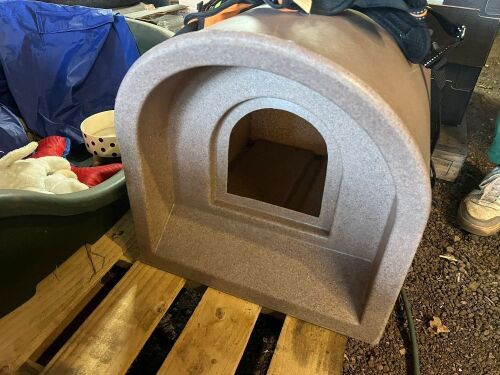 DOG BASKET/DOG KENNEL