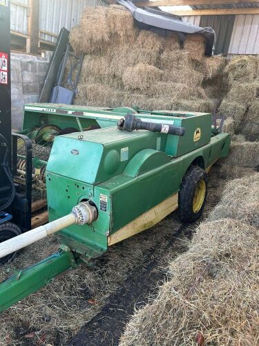JOHN DEERE 456 SMALL CONVENTIONAL BALER