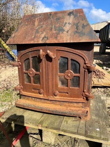 WOOD BURNING STOVE