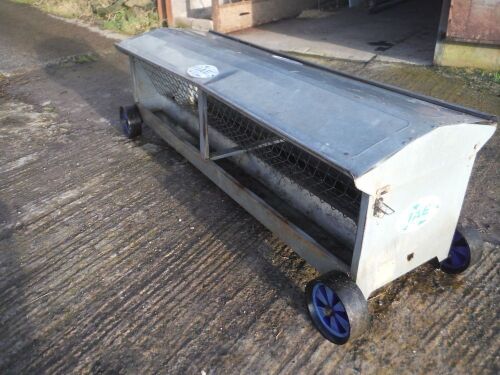 IAE 8' SHEEP HAY RACK