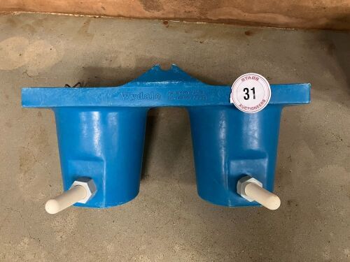 WYDALE 2 TEAT FEEDER