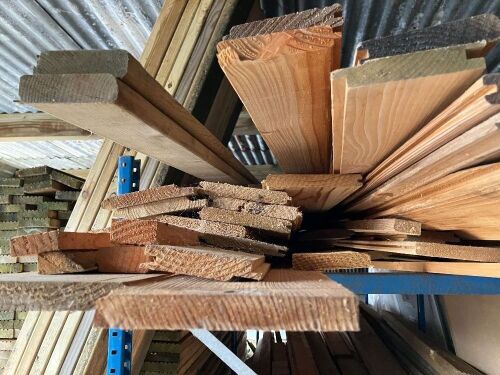 LRG QTY OF MIXED TIMBER