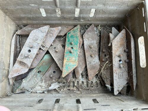 11 DOWDESWELL PLOUGH POINTS