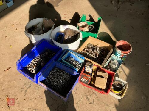 LARGE QTY OF VARIOUS FIXINGS