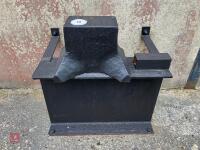 FLOOR/WALL MOUNTED ANVIL - 6