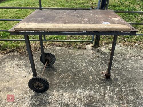 MOBILE WORK TABLE