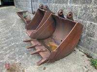 3 X CATTERPILLER DIGGER BRACKETS - 2