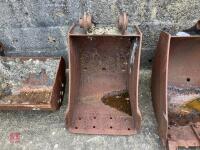 3 X CATTERPILLER DIGGER BRACKETS - 6