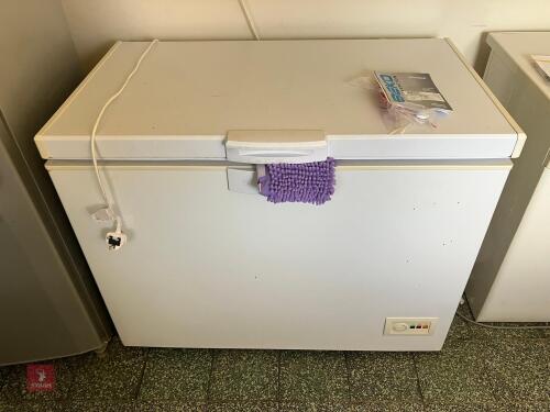 BEKO CF1100AP CHEST FREEZER