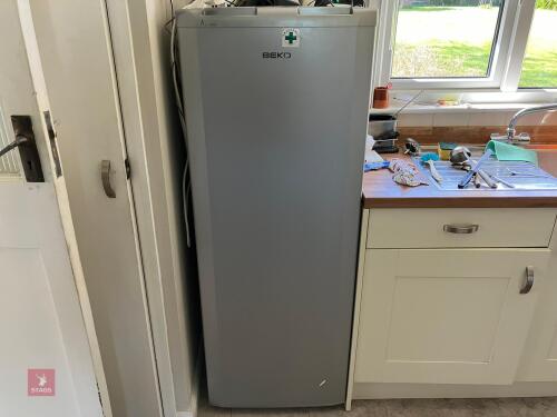 BECKO UPRIGHT FRIDGE