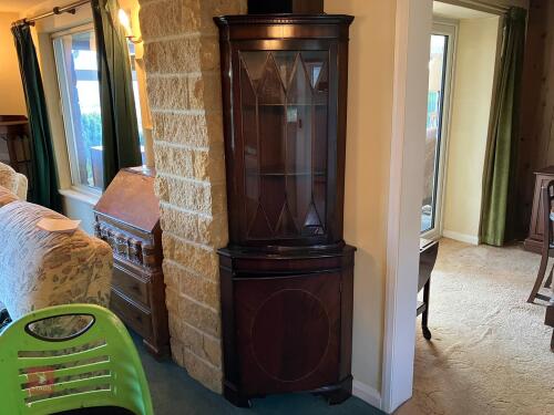 WOODEN GLASS FRONTED CORNER UNIT