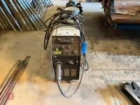 HOBART BETA MIG200KI WELDER - 3