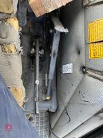 1985 CASE INTERNATIONAL 2WD TRACTOR - 44