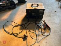 MAKITA 8035N8 HAMMER DRILL - 8