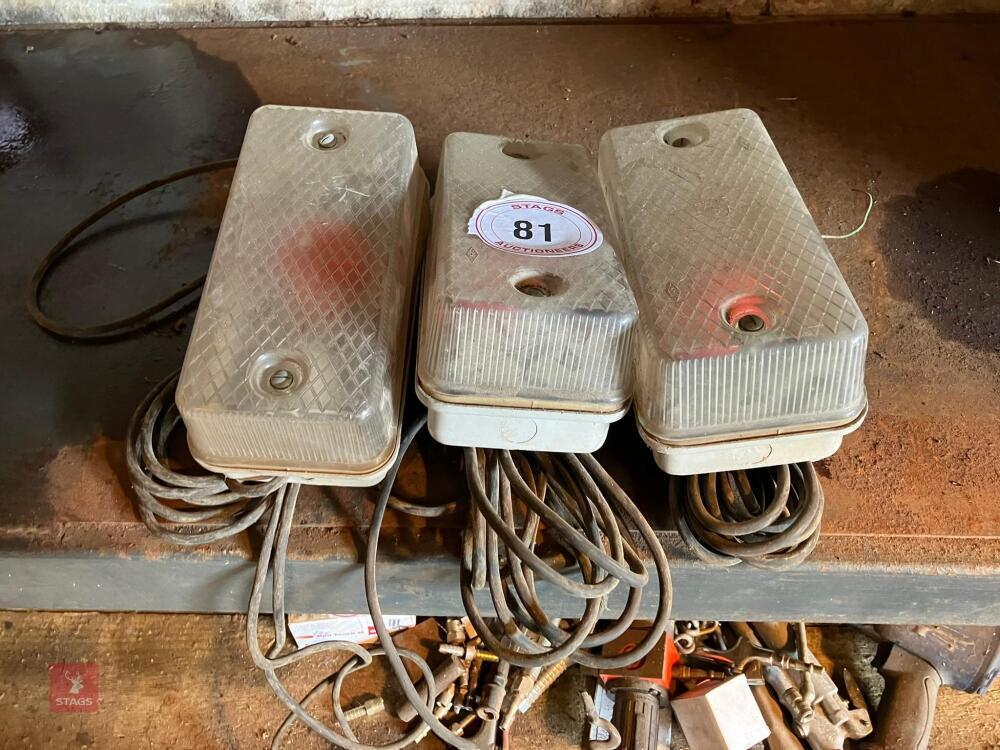 3 X OUTSIDE LIGHTS