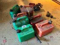 7 X 5LTR FUEL CANS