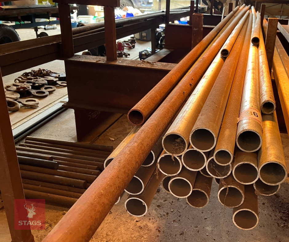 LARGE QTY OF GALVANISED STEEL TUBE