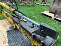 HYDRAULIC LOG SPLITTER - 8