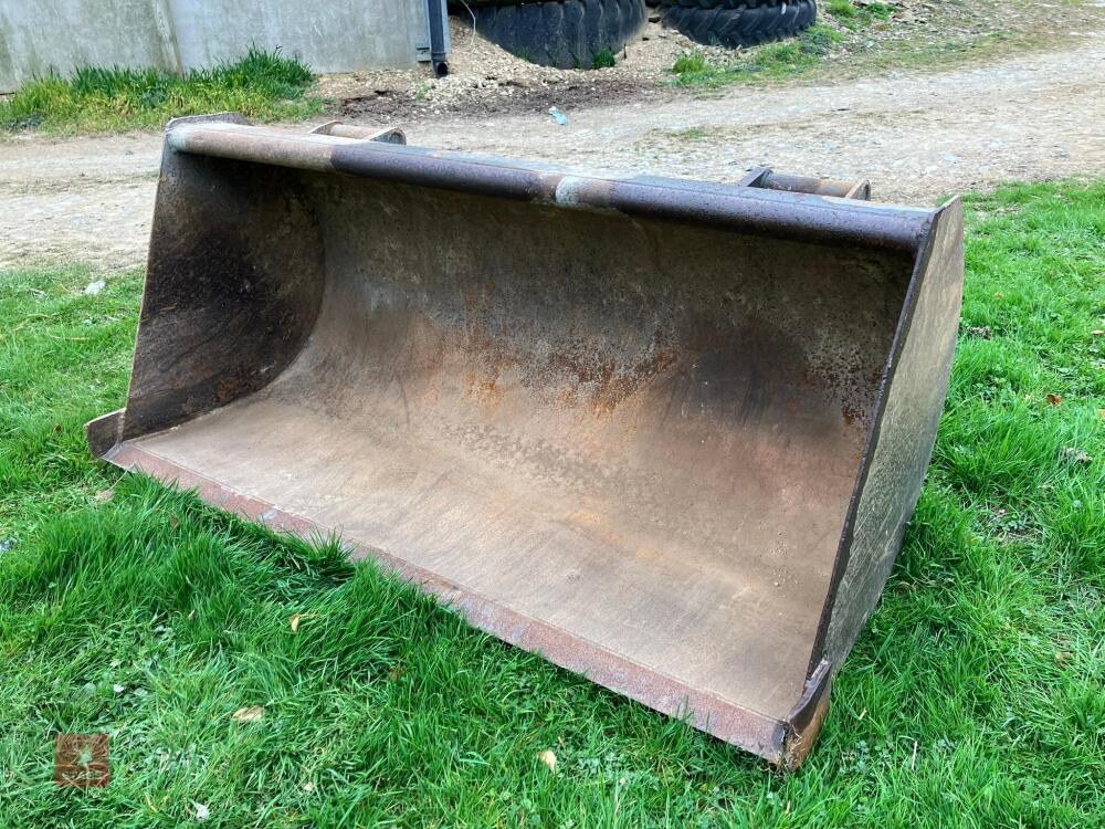 1.5M LOADER BUCKET