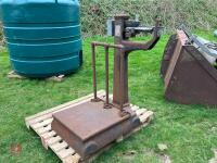 W & T AVERY WEIGH SCALES - 3