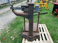 W & T AVERY WEIGH SCALES - 6