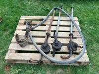 4 FUEL/OIL PUMPS - 6