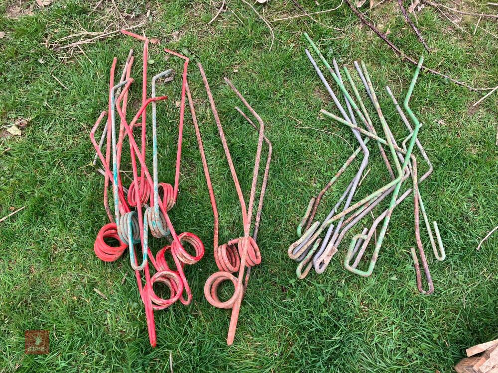 ASSORTED IMPLEMENT TINES