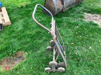 SACK TRUCKS - 4