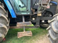2002 NEW HOLLAND TL100 4WD TRACTOR - 49