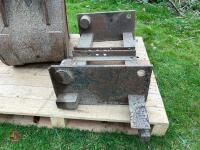 MANITOU HEADSTOCK MOUNTING PLATE - 3