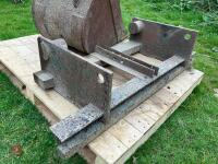 MANITOU HEADSTOCK MOUNTING PLATE - 4