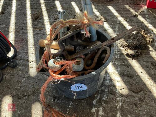BUCKET OF GATE FURNITURE