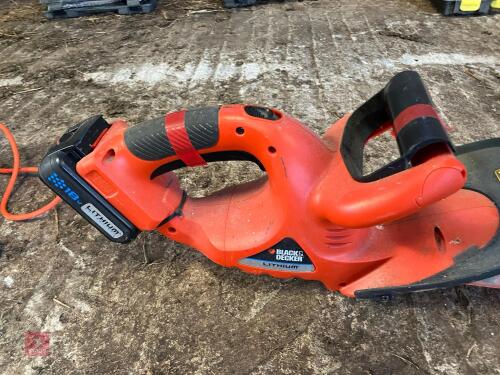 B & D CORDLESS HEDGETRIMMER