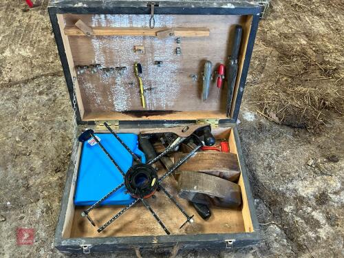 CARPENTERS BOX & TOOLS