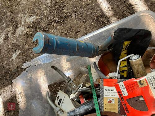 BOX OF TOOLS & WORKSHOP SUNDRIES
