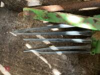 PAIR OF DEUTZ-FAHR HAYBOB GATES - 3