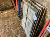 3 VINTAGE SINGLE PANE WINDOWS - 5