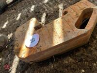3 FRONT TRACTOR WEIGHTS - 4