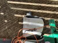 BLACK & DECKER LEAF BLOWER - 3