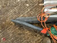 BLACK & DECKER LEAF BLOWER - 4
