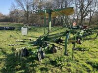 2011 KRONE SWADRO 38 SINGLE ROTOR RAKE - 3